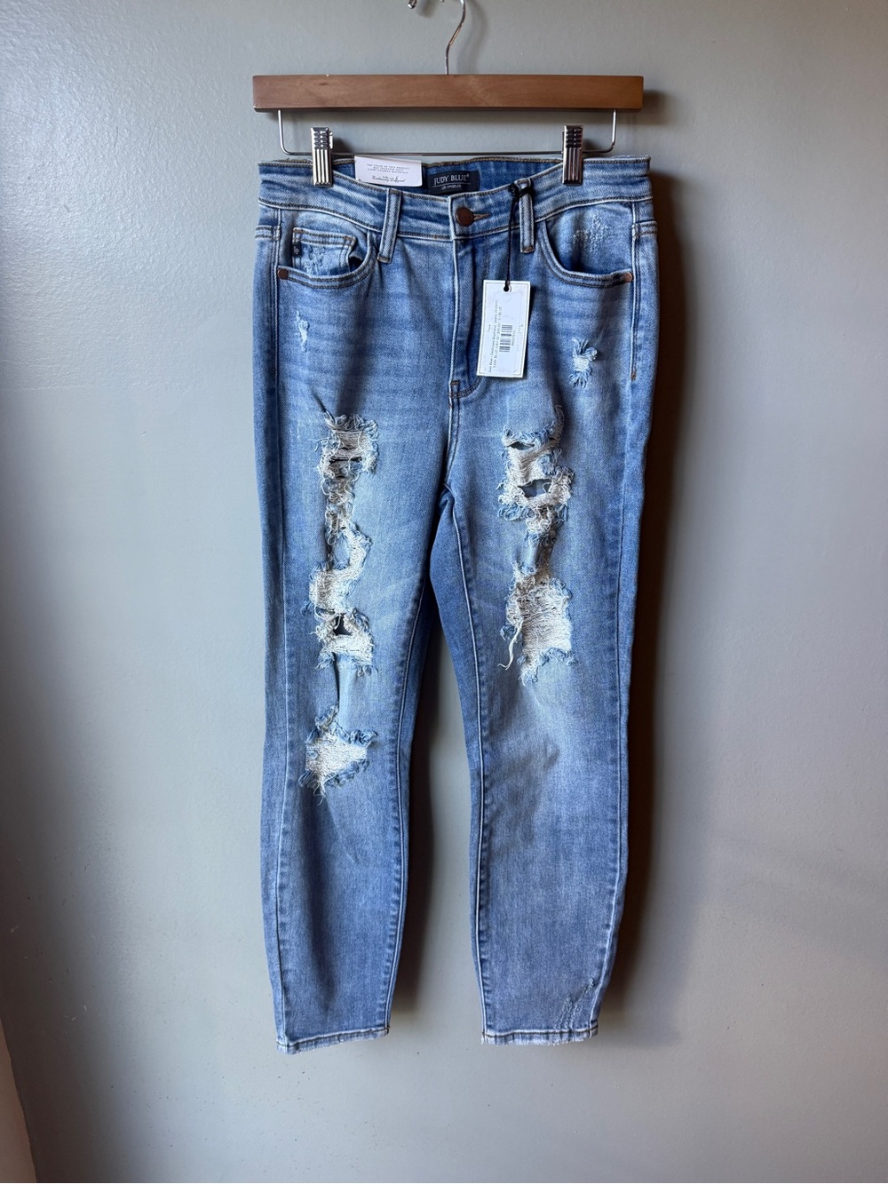 Judy Blue Distressed Boyfriend Jeans Size 3/26 Light Wash Ripped Denim
